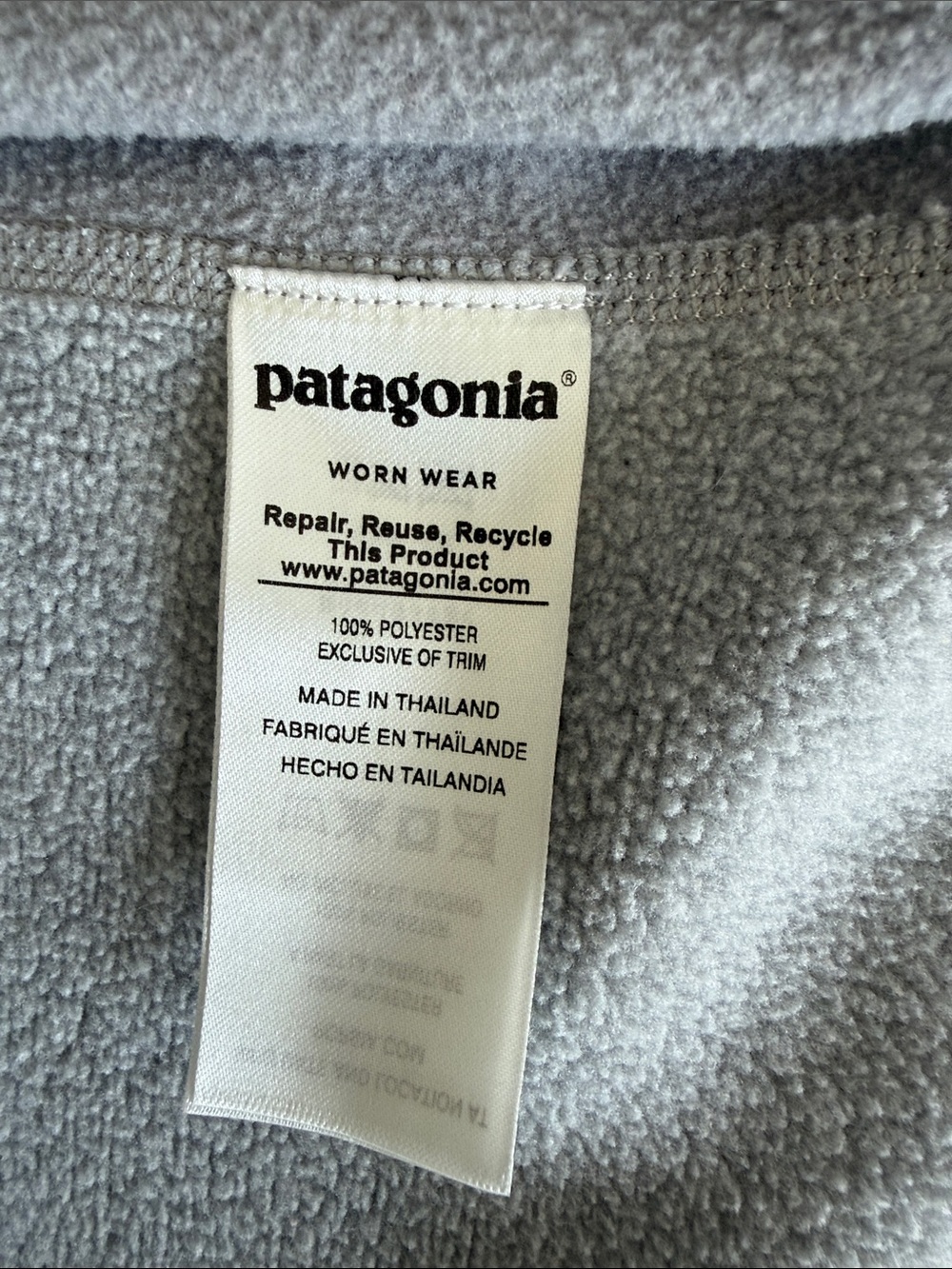 Patagonia Women's Better Sweater Fleece Vest Size M - Picture 9 of 9